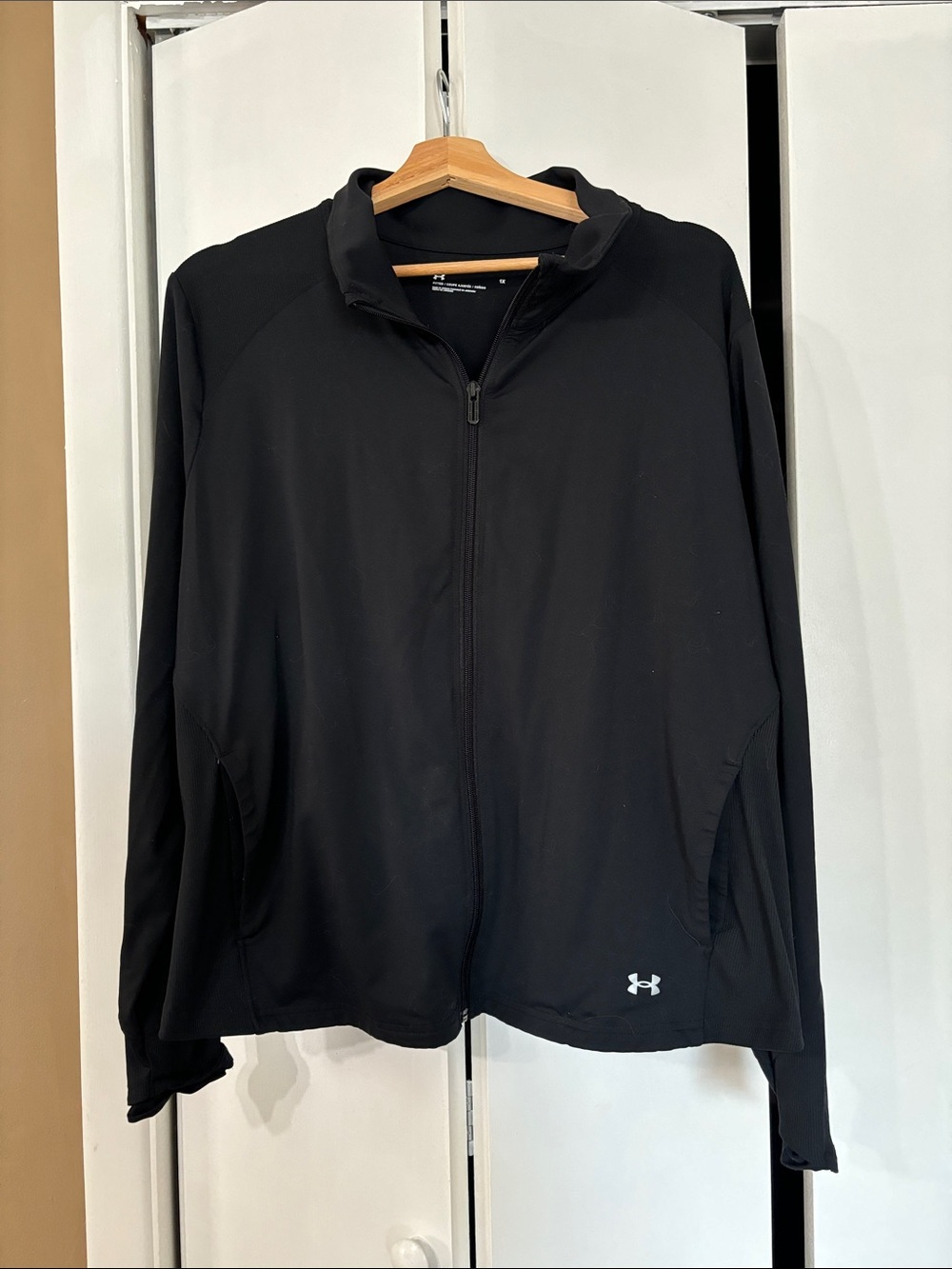 Under armour women’s fitted zipper down athletic jacket